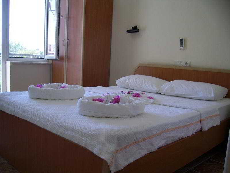 Junior Ozalp Hotel ดาลยัน ภายนอก รูปภาพ